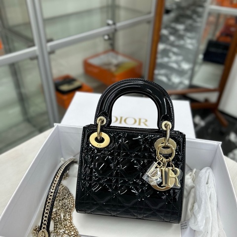 Dior黑金漆皮三格戴妃