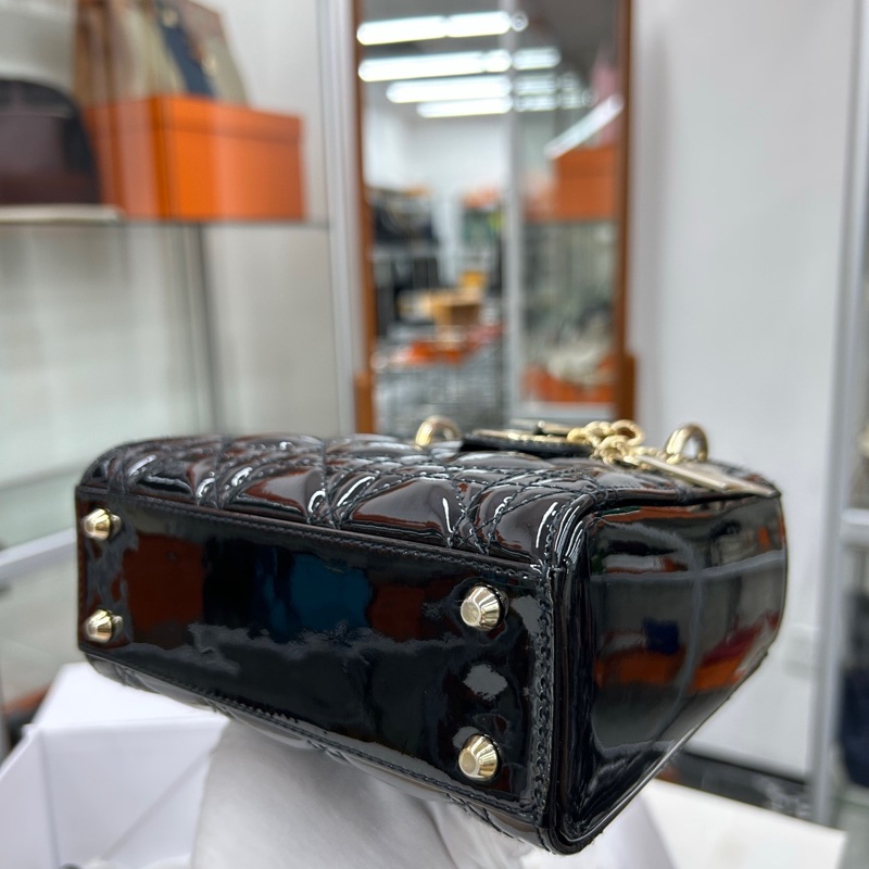 Dior黑金漆皮三格戴妃-7