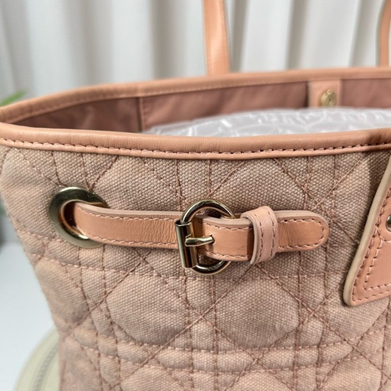 DIOR迪奥 中古粉色戴妃单肩包托特包购物袋 超级粉嫩的一只 包型立挺 容量大 日常出行都适合-17