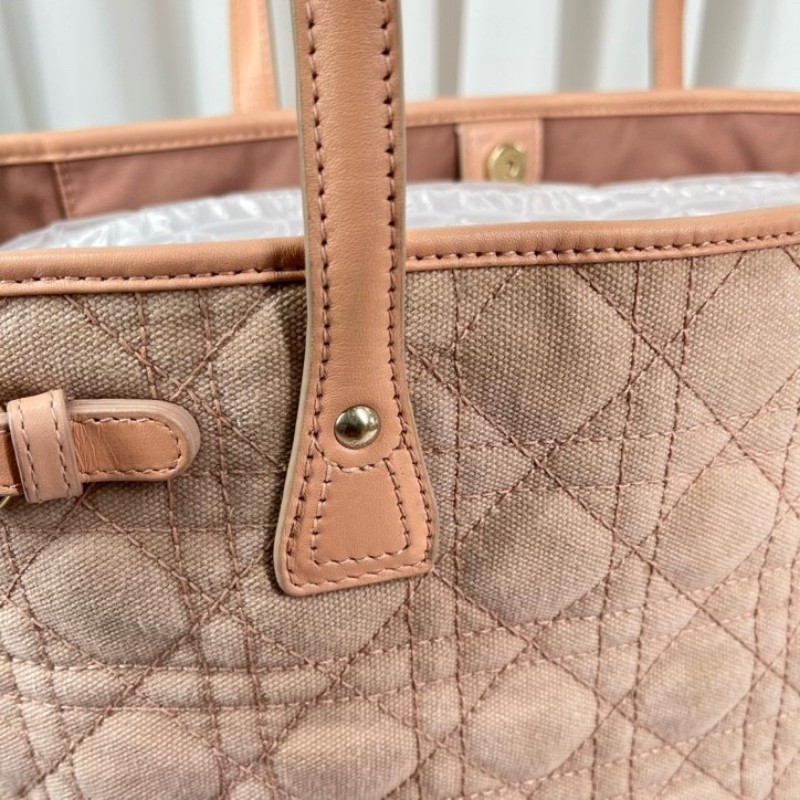 DIOR迪奥 中古粉色戴妃单肩包托特包购物袋 超级粉嫩的一只 包型立挺 容量大 日常出行都适合-18