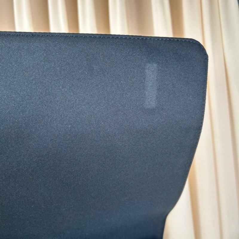 nzx lv ZZZ LV路易威登 District系列黑武士郵差包 經典老花 黑色配色 單肩斜挎都可以 容量大 日常通勤、出差都很實用-12