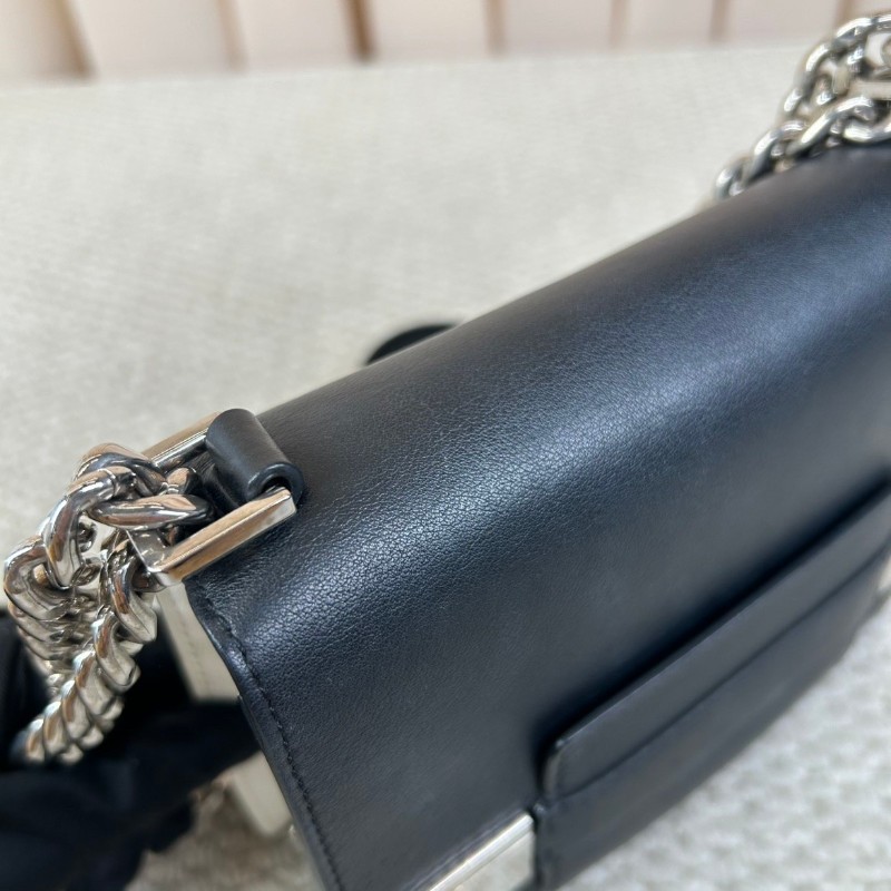 德爾沃黑白拼色鏈條包  可單肩背可斜挎 多種背法 容量日常 優雅與休閒結合-21