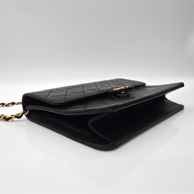 Chanel Vintage Classic Flap CF22 黑色羊皮肩背包-7