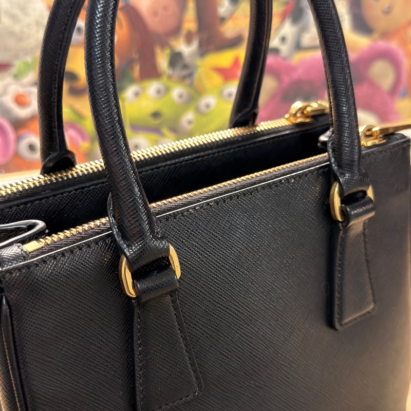 Prada Galleria nano 殺手包 （小號）黑金防刮牛皮-19