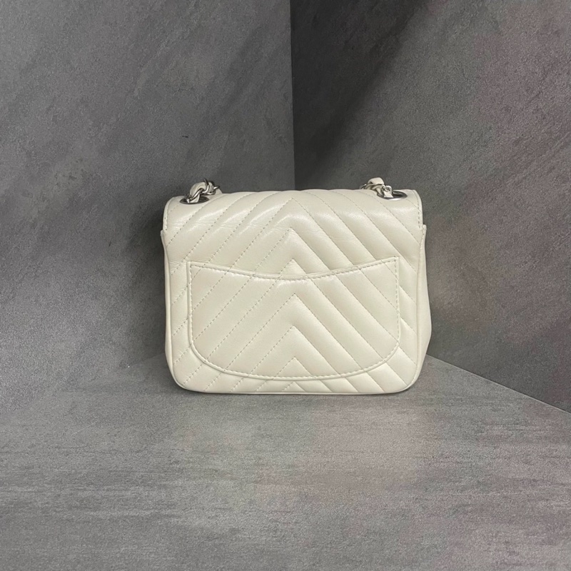 CHANEL MINI SQUARE 17CM FLAG BAG-3