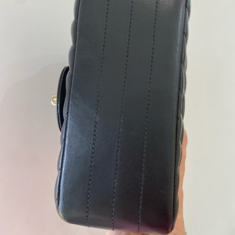 CHANEL MINI SQUARE 17cm 黑金-1