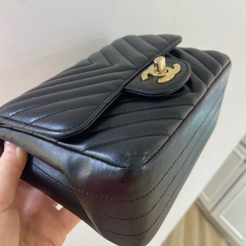 CHANEL MINI SQUARE 17cm 黑金-6