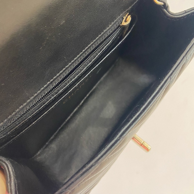 CHANEL MINI SQUARE 17cm 黑金-11