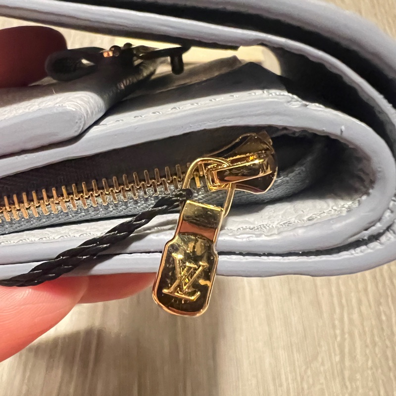Louis Vuitton Wallet-6