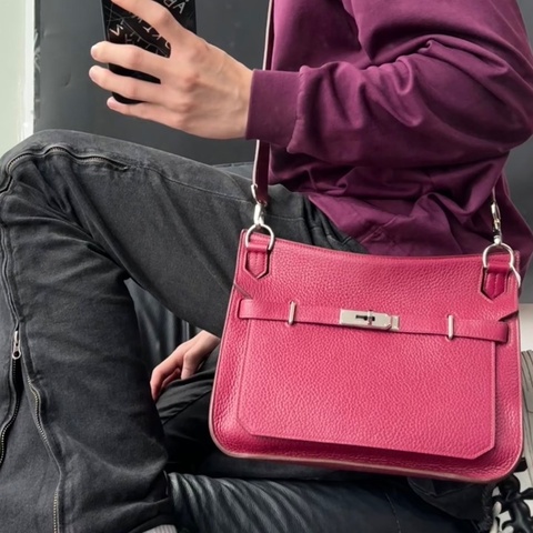 HERMES 石榴紅銀扣吉普賽34斜背包34*28*15 98新配件塵袋