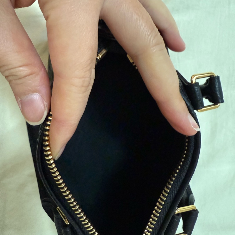 LV Nano Speedy Monogram Empreinte 皮革 黑色-3