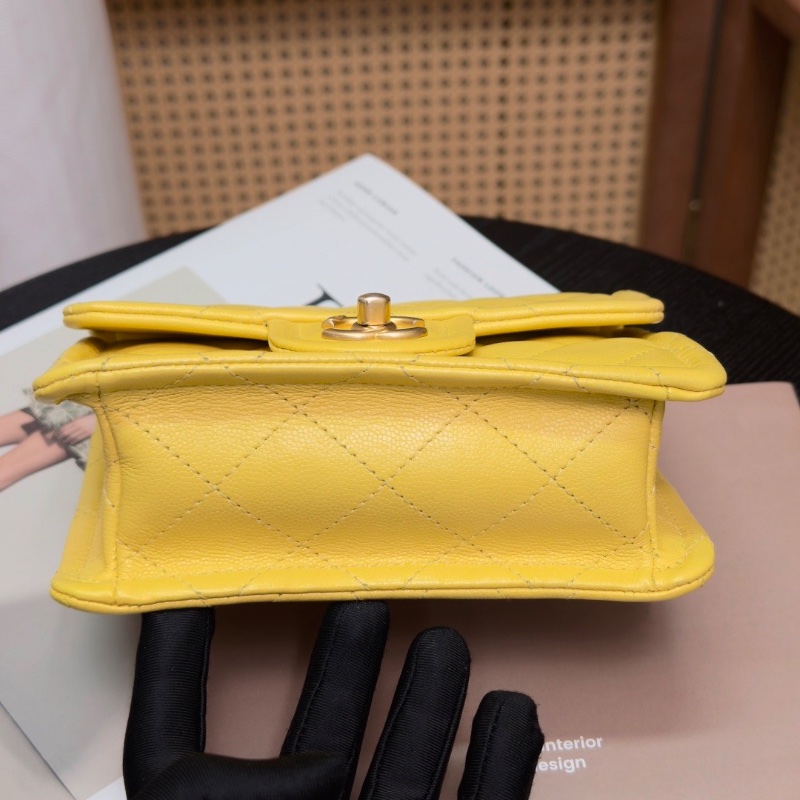 CHANEL 黃色金扣 荔枝牛皮豆腐斜背包18*14*6 98新配件塵袋保卡-4