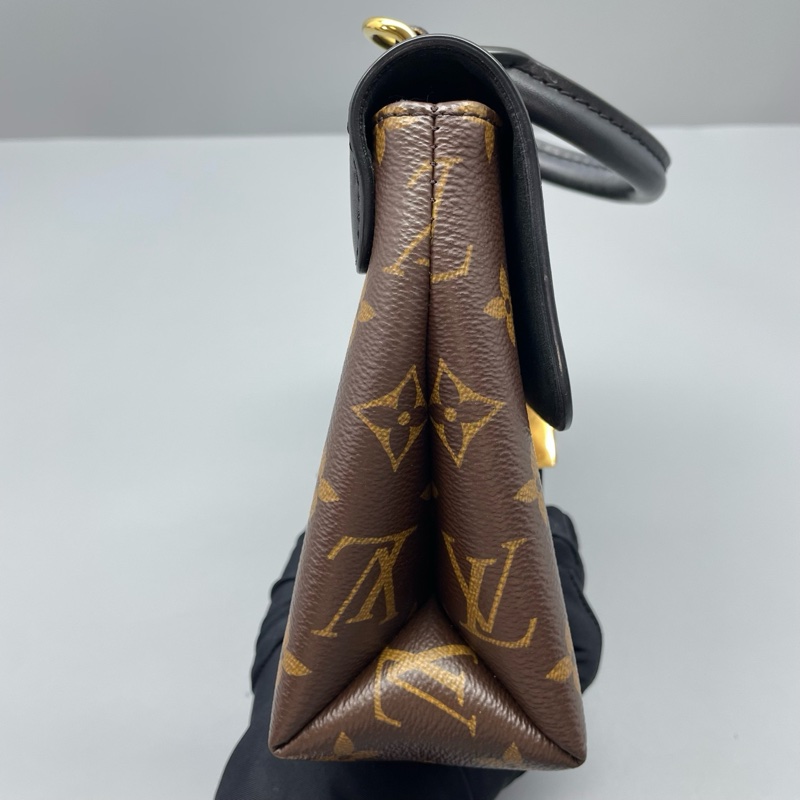 97新LV路易威登locky bb鎖頭包黑色芯片/21*16*7cm/-2