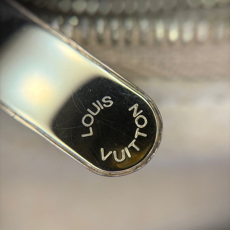 路易威登 Monogram 老花 Artsy 中号手提包-22