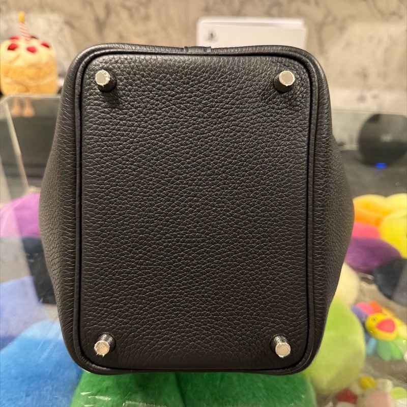 98新原始成色出 Hermes愛馬仕 picotin 菜籃子18黑銀 TC皮 水桶包 Z刻 附件：盒子 塵袋 鎖鑰匙-2