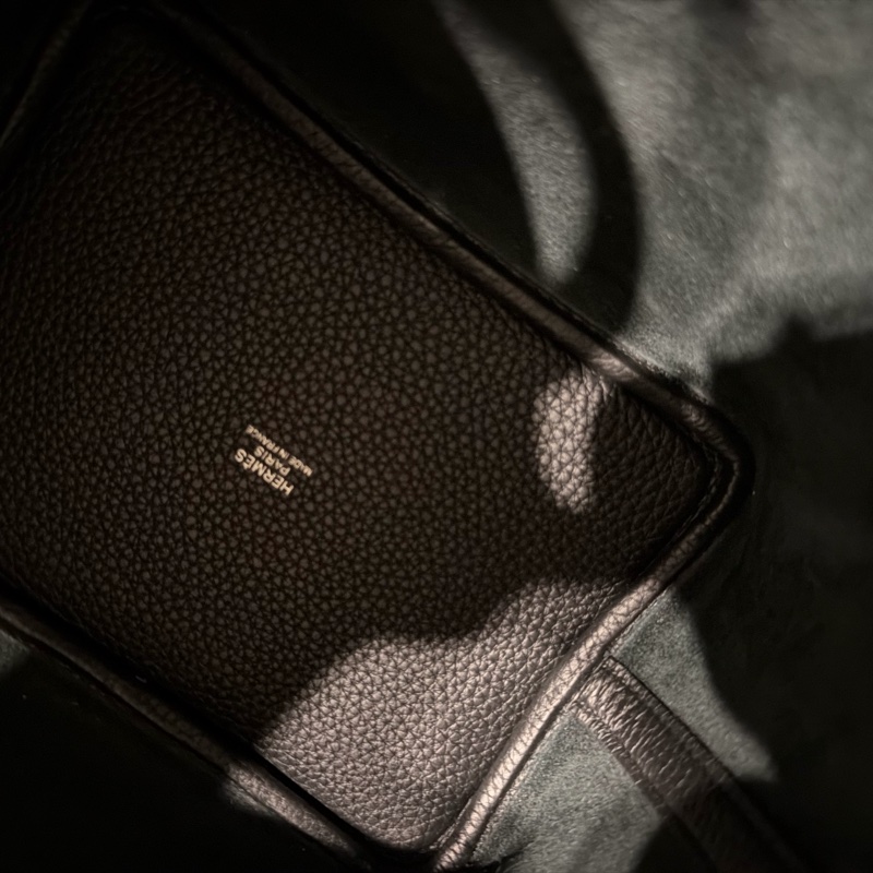 98新原始成色出 Hermes愛馬仕 picotin 菜籃子18黑銀 TC皮 水桶包 Z刻 附件：盒子 塵袋 鎖鑰匙-9