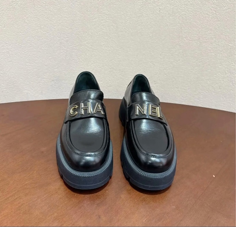 97新 Chanel 黑金字母logo厚底樂福鞋 36碼-0