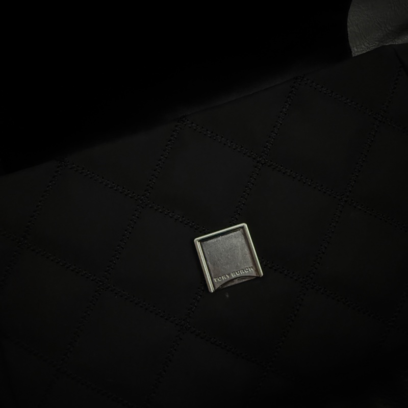 Toryburch黑色logo菱格紋手提斜背兩用-2