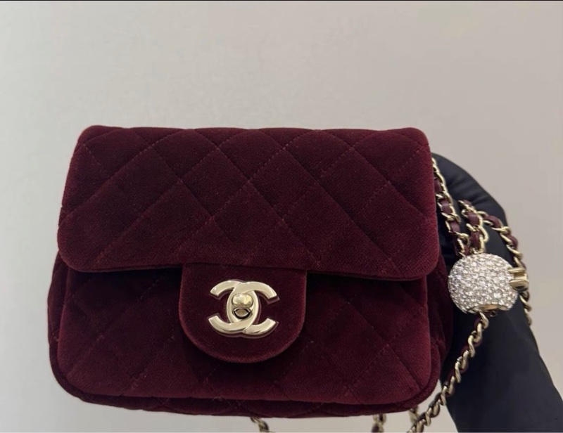 Chanel香奈兒 square flap bag水鑽金球酒紅色絲絨方胖子 滿滿高級感 30開有卡-1