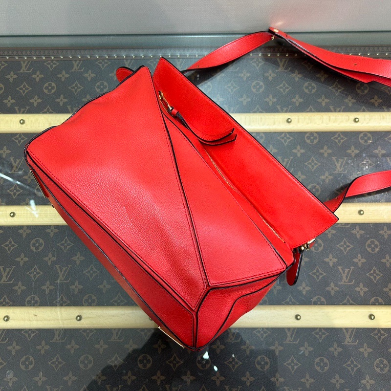 LOEWE 紅色金扣中號拼圖手提肩背斜背包29*19*12 98新配件塵袋-3