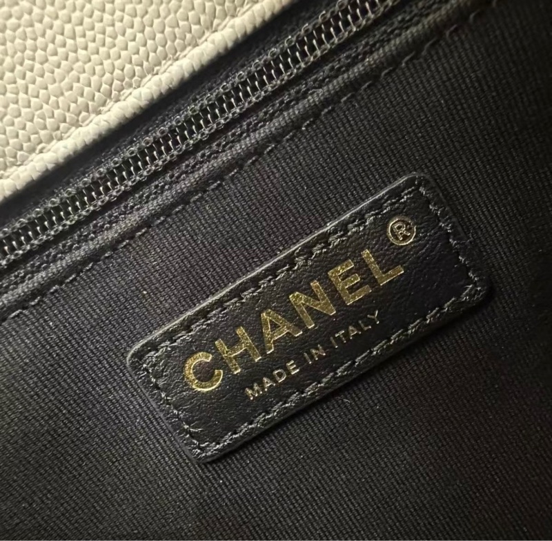 有購證✨ Chanel 荔枝紋牛皮白色 盒子小票全套都在，鏈條無金球 雙c鏈條-3