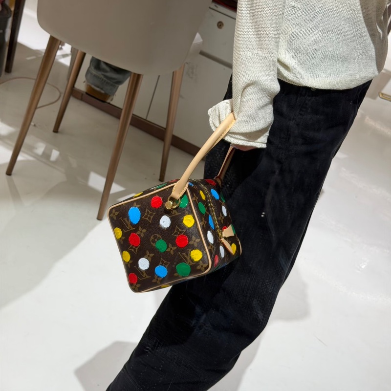 LV 草間彌生限定彩色波點骰子包芯片款15*15*15 全新閒置配件盒子塵袋購證-0