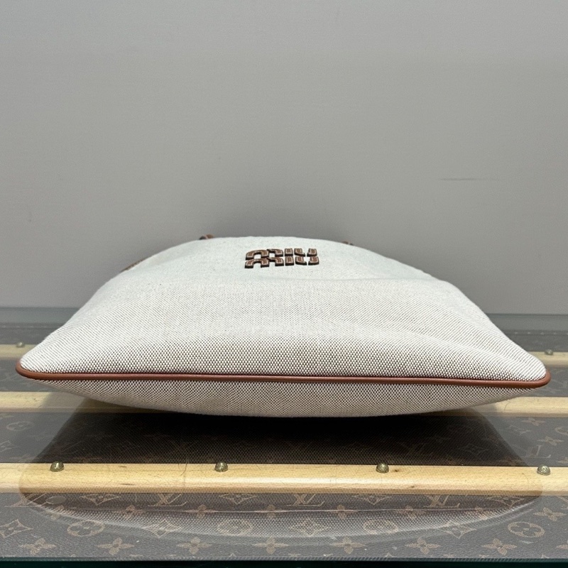 MIUMIU米白色帆布拼皮ivy 手提肩背托特包36*40 全新閒置配件塵袋-3