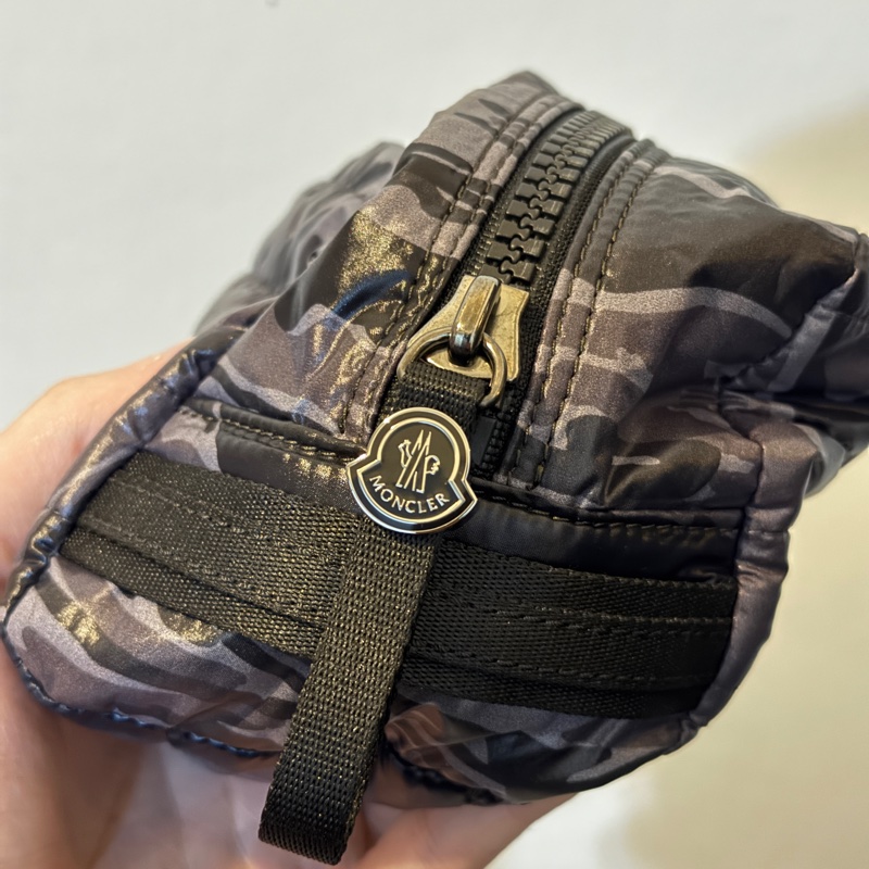 MONCLER 收納袋 盥洗包 束口袋 共三個-2