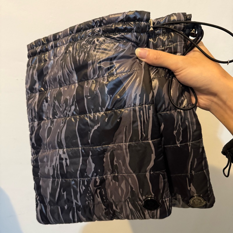 MONCLER 收納袋 盥洗包 束口袋 共三個-8