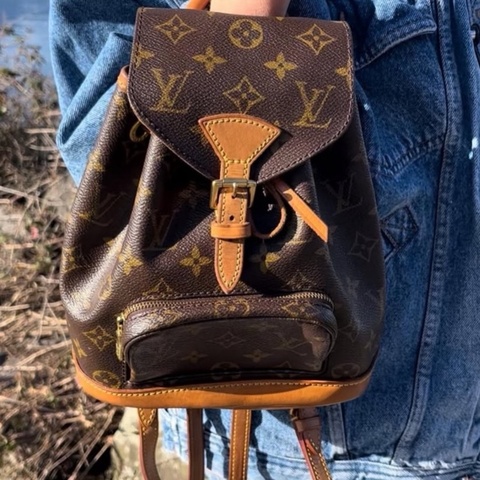 LV後背包mini