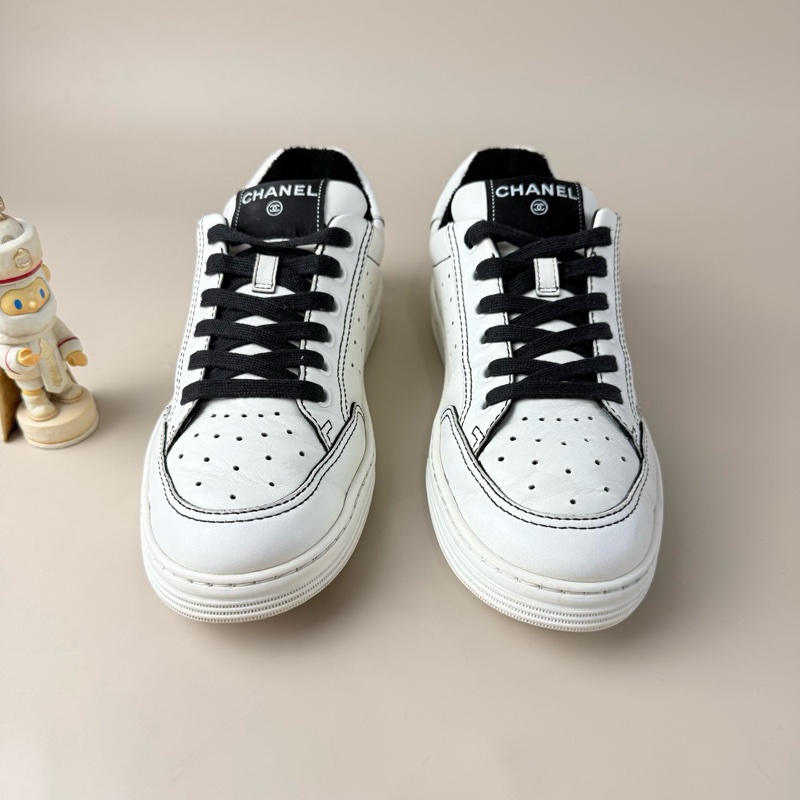 CHANEL/香奈兒 黑白字母系帶休閒鞋 39碼-2