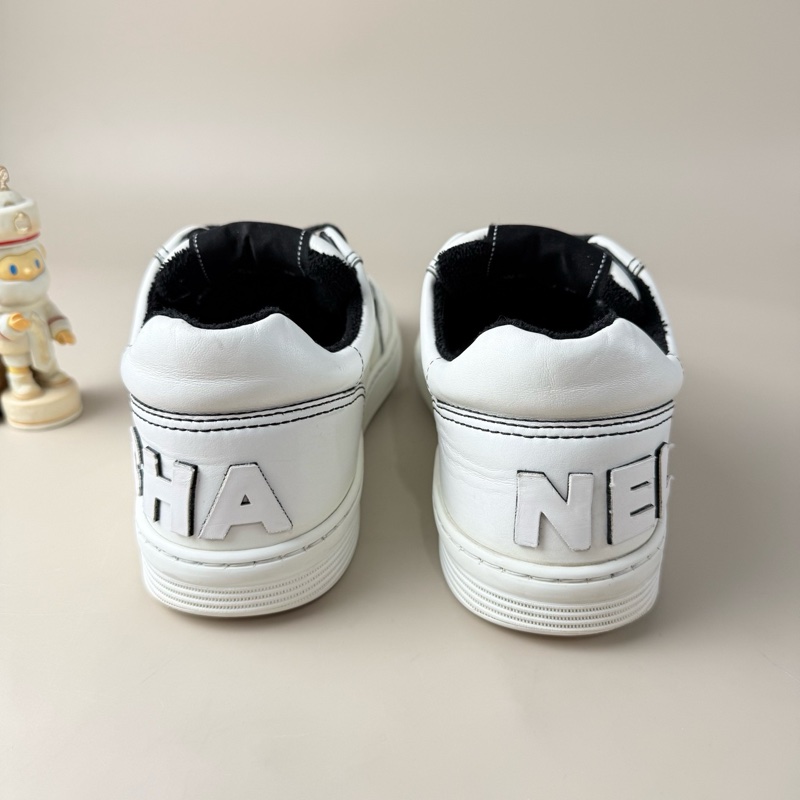 CHANEL/香奈兒 黑白字母系帶休閒鞋 39碼-3