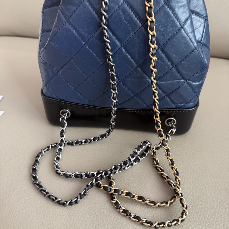 「M.Y精品」 Chanel 小香 流浪包 後背包 深藍配黑 小號-8