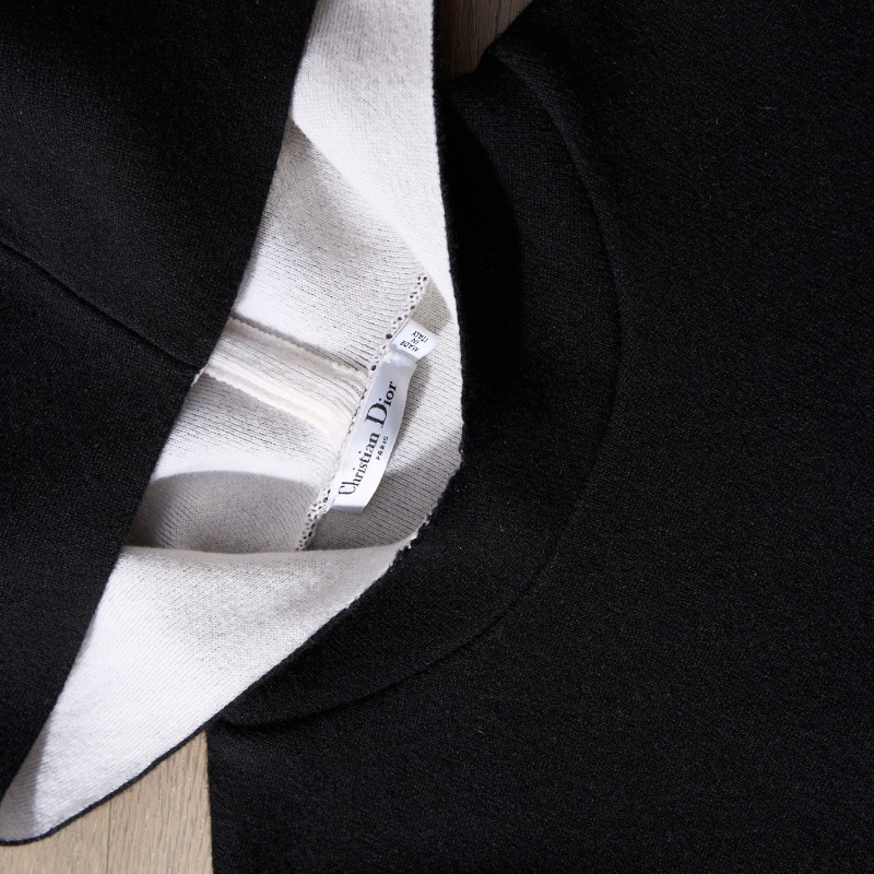 ❤️DIOR J'ADIOR 8 短款連帽毛衣-2