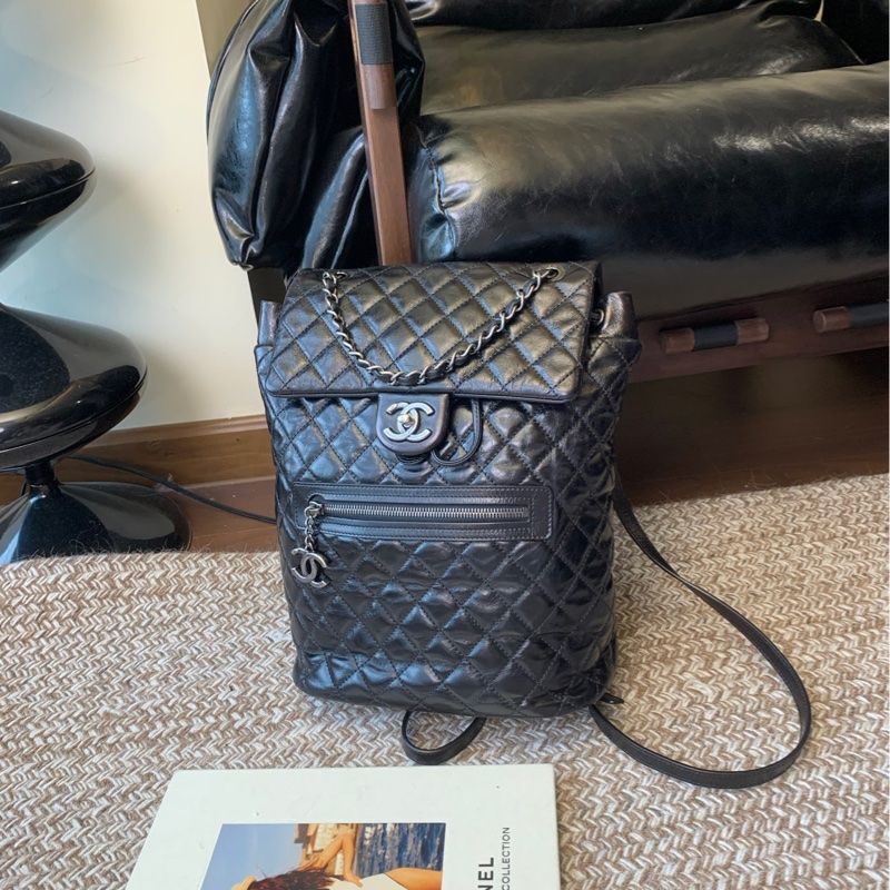 Chanel 香奈兒黑銀油蠟皮薩爾茲堡雙肩包-0