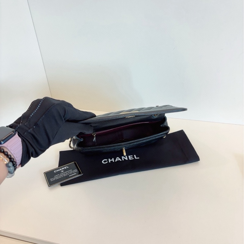 Chanel香奈兒 黑金條纹特别款CF大mini鏈條包-8