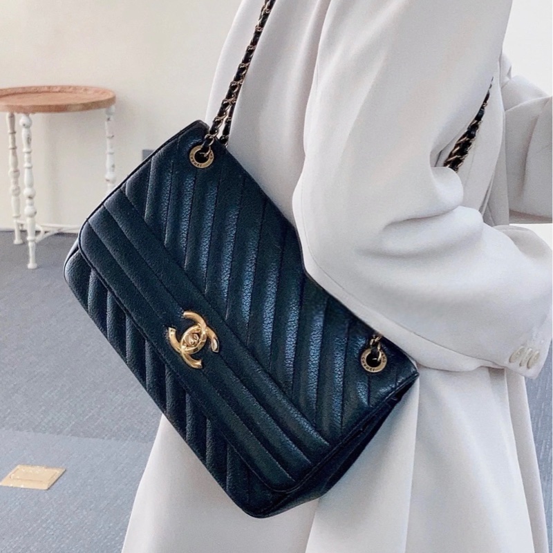 Chanel香奈兒 黑金條纹特别款CF大mini鏈條包-9