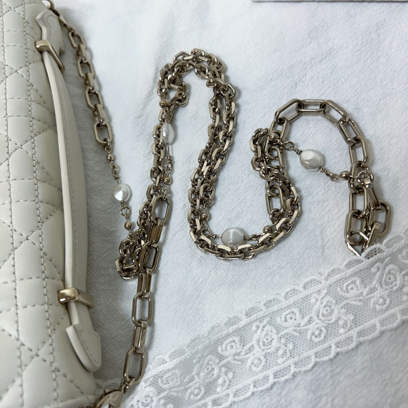 ෆ Dior Miss Dior Woc珍珠鏈條包-17