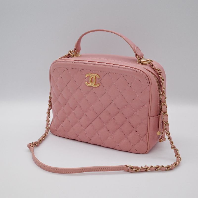 Chanel香奈兒 粉紅色菱格紋 羊皮 中型 兩用化妝包 相機包-1
