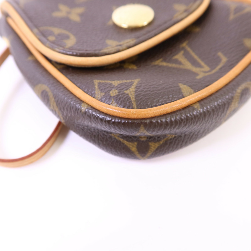 LOUIS VUITTON Monogram Pochette Cancun金扣肩背袋-12