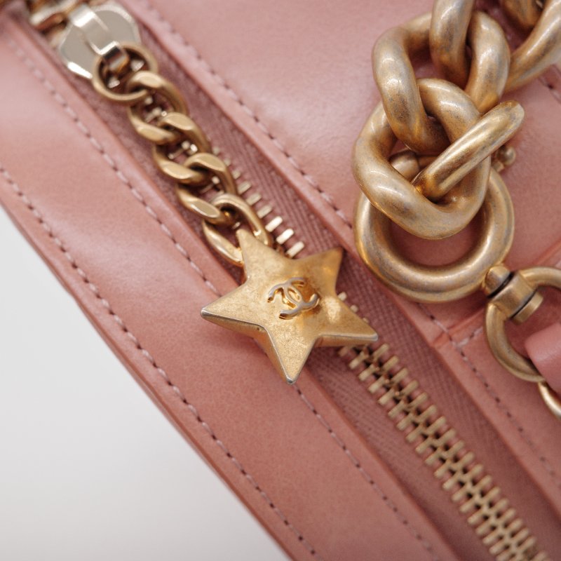 Chanel香奈兒 Round as Earth 粉橘色 牛皮 圓餅斜背小包-6