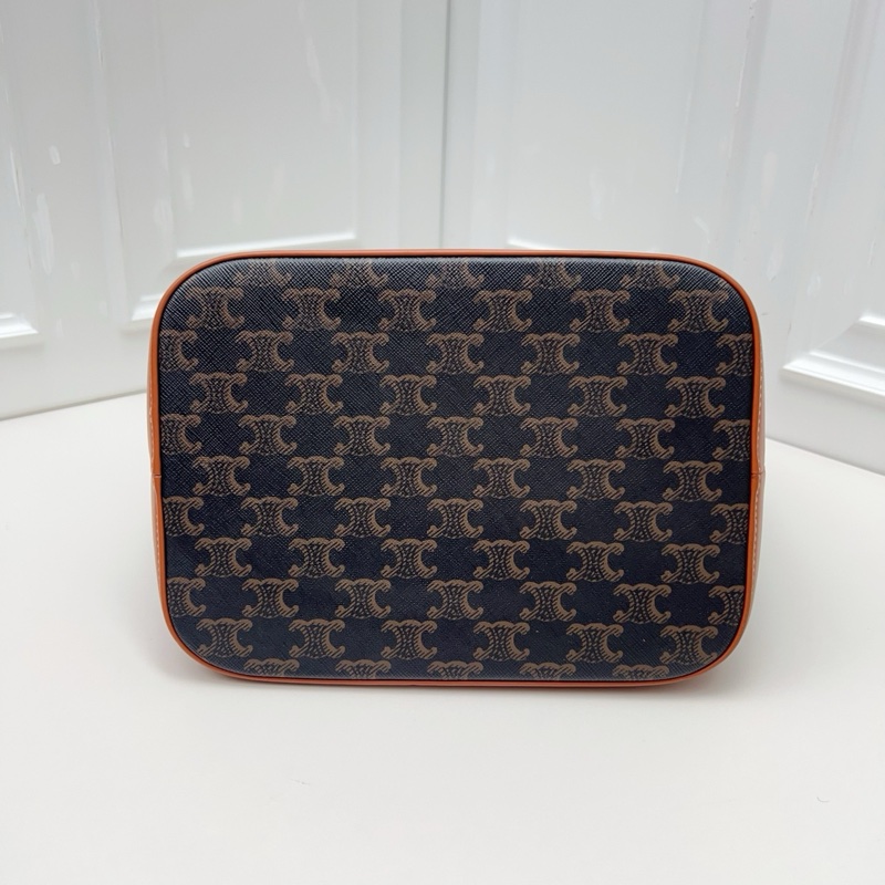 CELINE 賽琳 凱旋門老花水桶包 大號-3