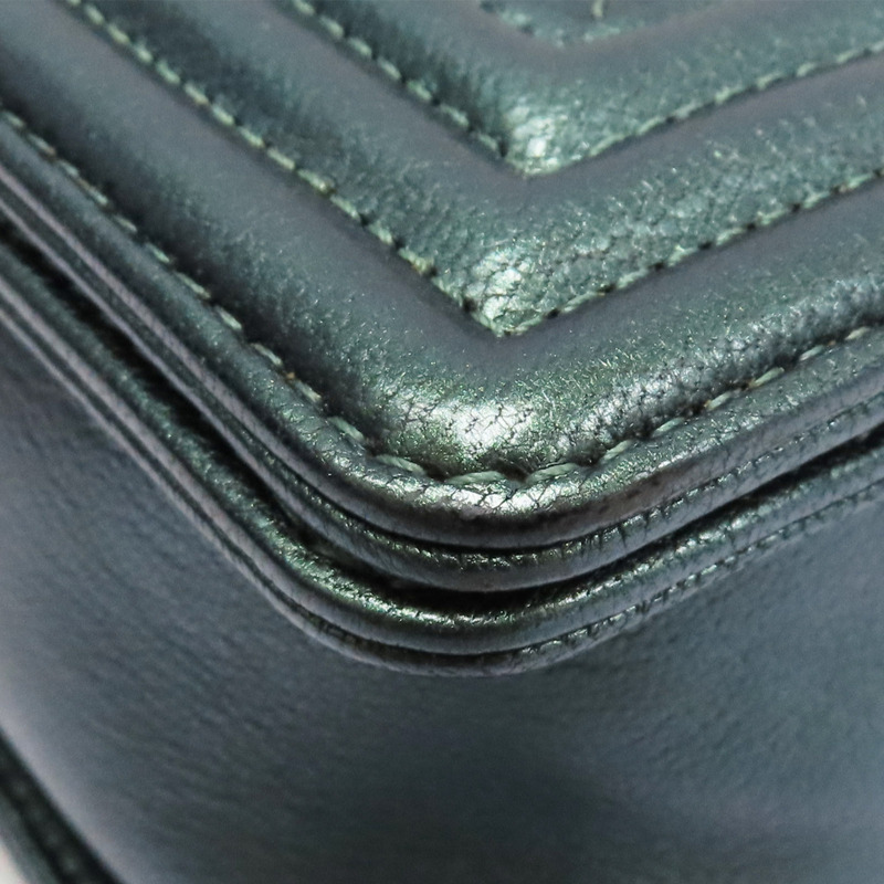 綠色 Iridescent 菱格紋 牛皮 BOY 28 鍊帶肩背包【CHANEL 香奈兒】 A67086-13