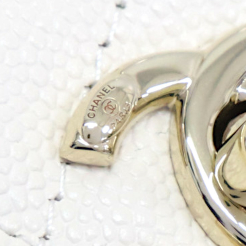 米白色 荔枝紋牛皮 WOC鏈帶 肩背包 金扣【CHANEL 香奈兒】 AP4402-6