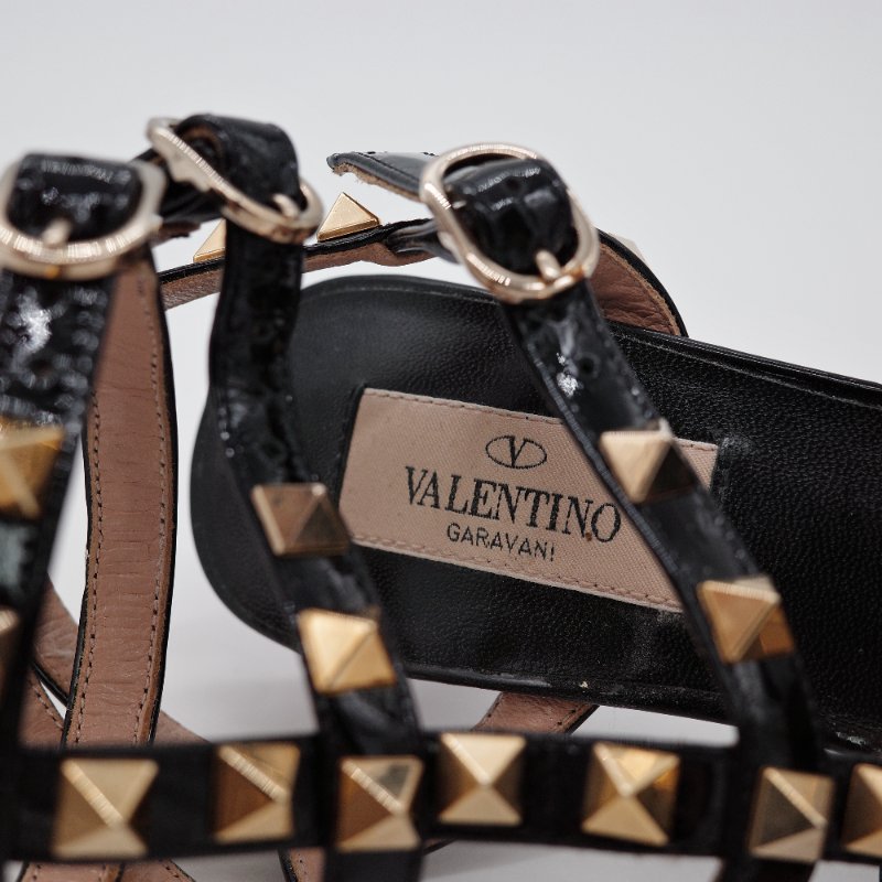 Valentino華倫天奴 Rockstud 深紅色 黑色漆皮拼接 鉚釘繫帶 高跟鞋-8