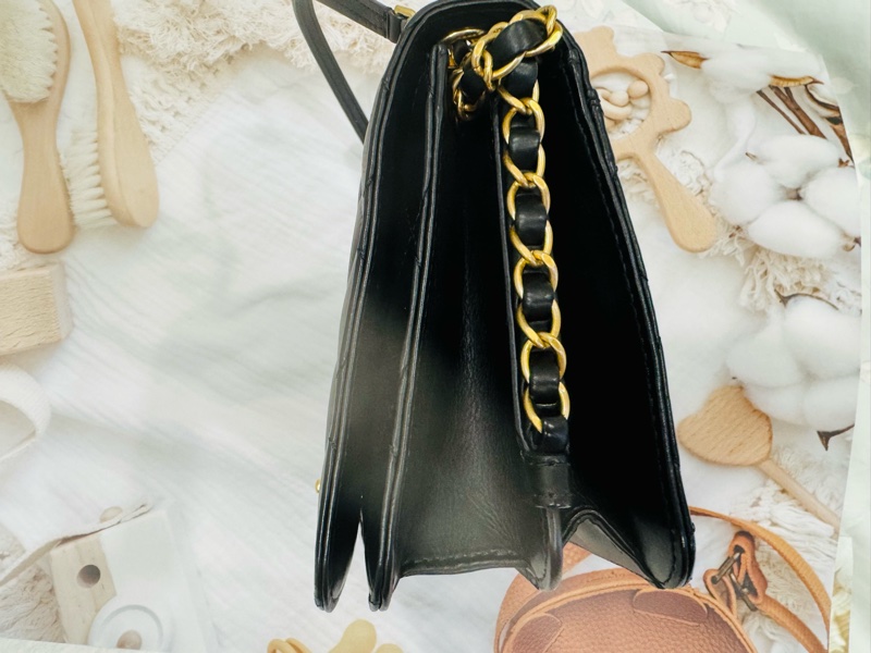 Chanel 經典黑金鏈條包-12