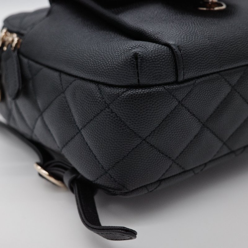 Chanel香奈兒CC Day 黑色 魚子醬小牛皮 迷你後背包-7