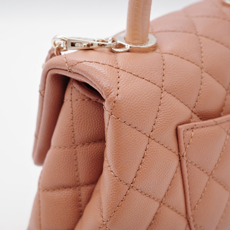 Chanel香奈兒 Coco Handle焦糖色 深米色 魚子醬小牛皮 迷你提把包 肩背包 斜背包-6