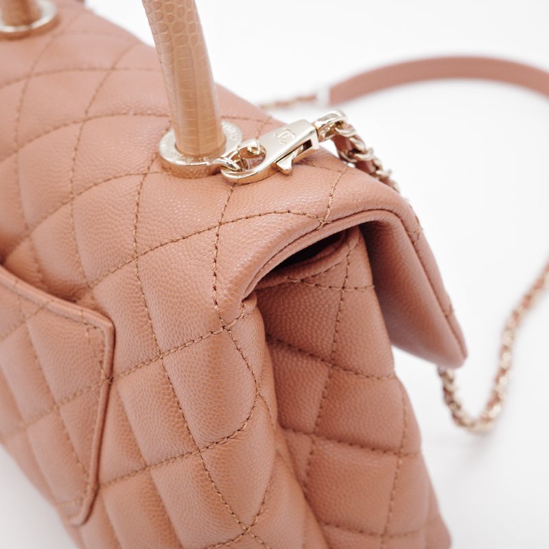 Chanel香奈兒 Coco Handle焦糖色 深米色 魚子醬小牛皮 迷你提把包 肩背包 斜背包-7