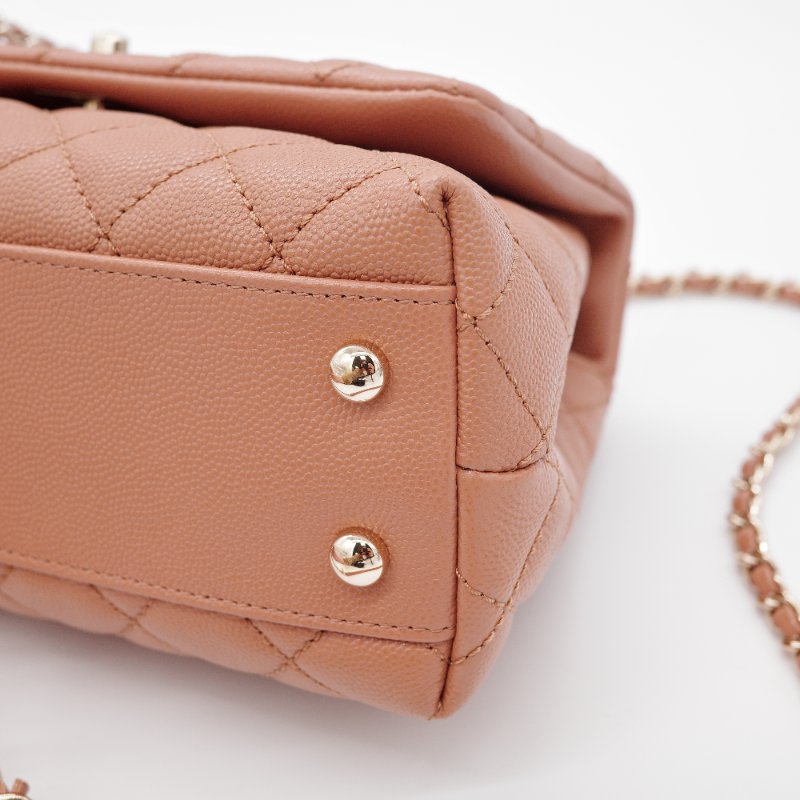 Chanel香奈兒 Coco Handle焦糖色 深米色 魚子醬小牛皮 迷你提把包 肩背包 斜背包-10